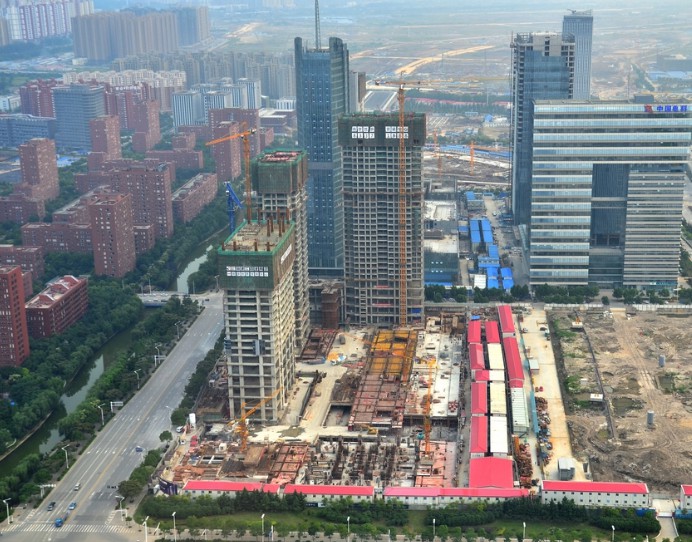 南华河西世贸中心